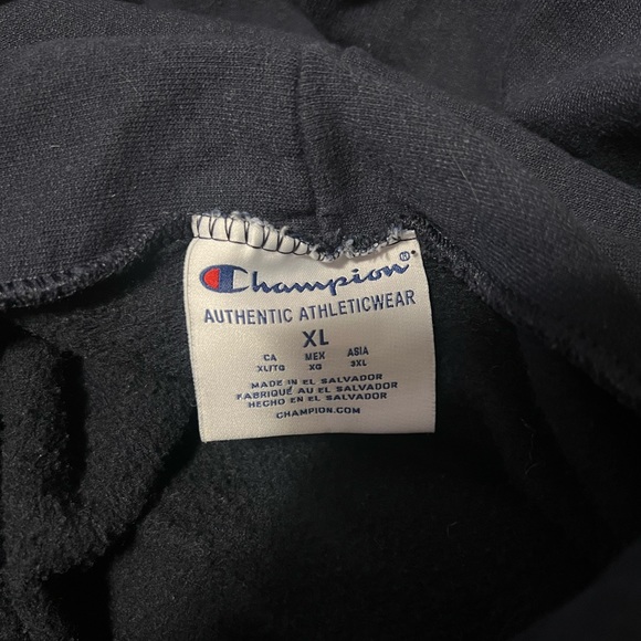 UNC Sweatshirt - Picture 2 of 2